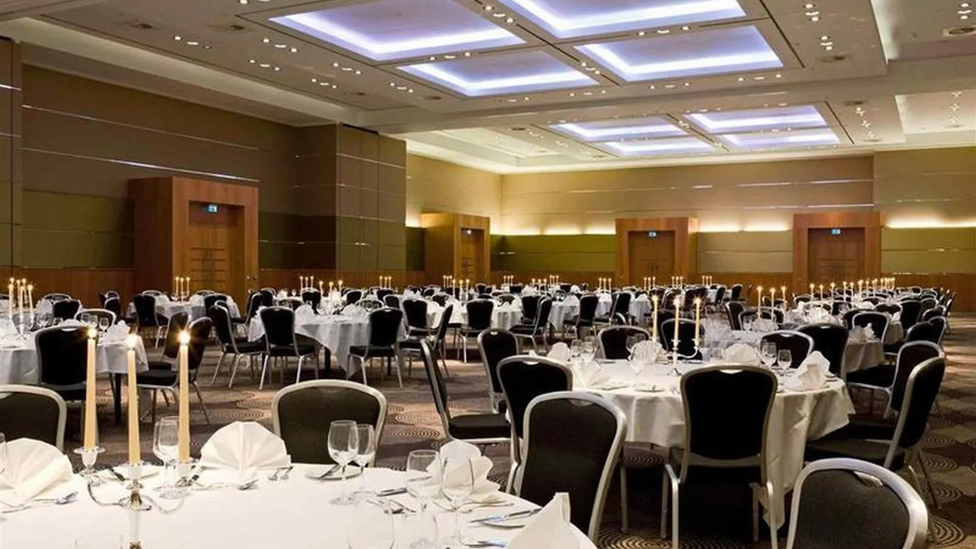 Sofitel London Heathrow Ξενοδοχείο Χίλινγκτον 5*,  Ηνωμένο Βασίλειο